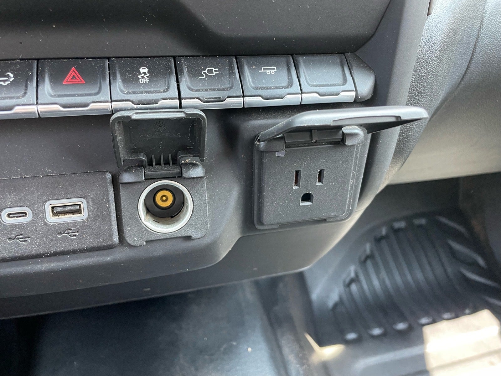 2023 Chevrolet Silverado 3500 HD WT