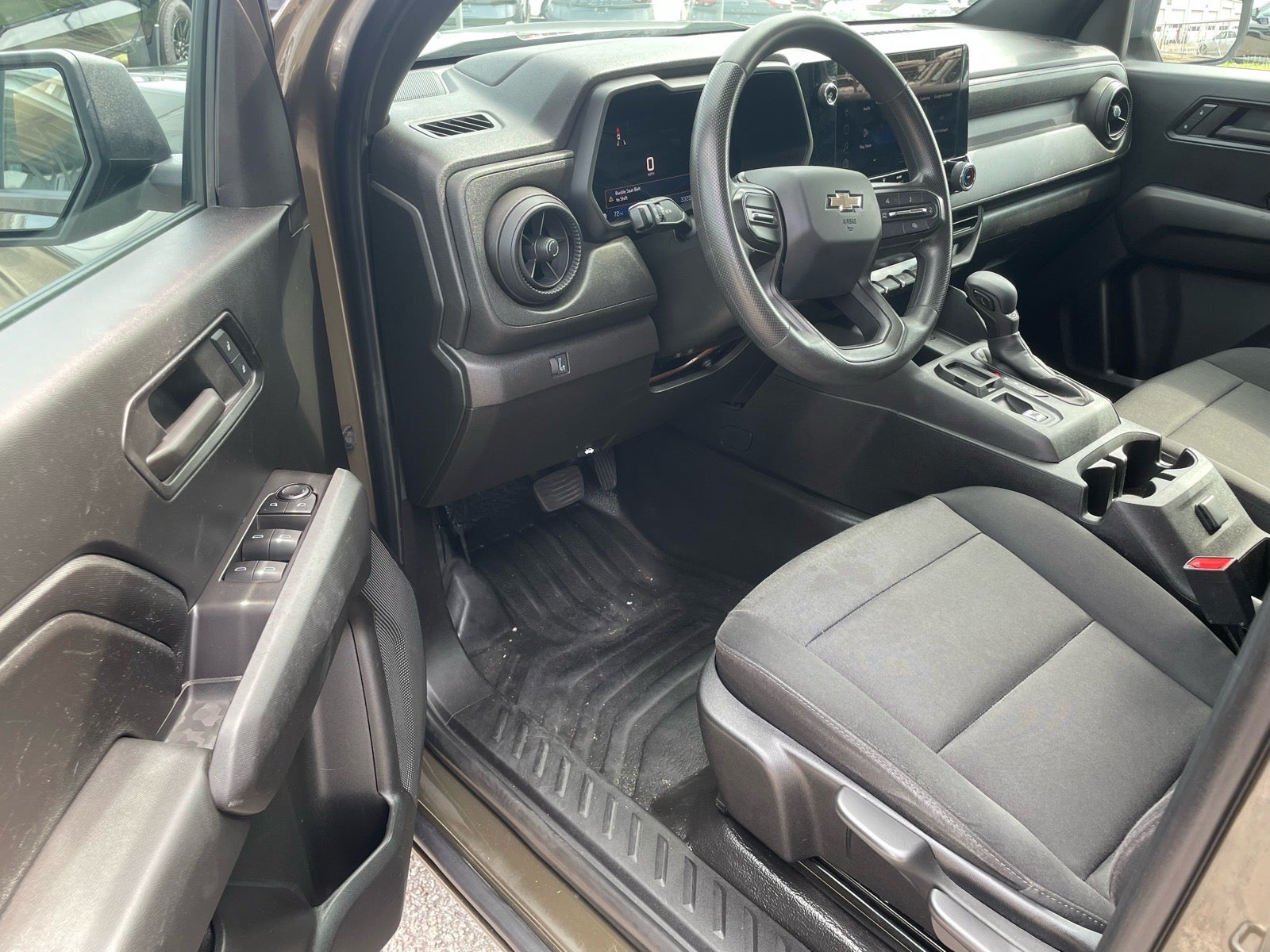 2023 Chevrolet Colorado WT