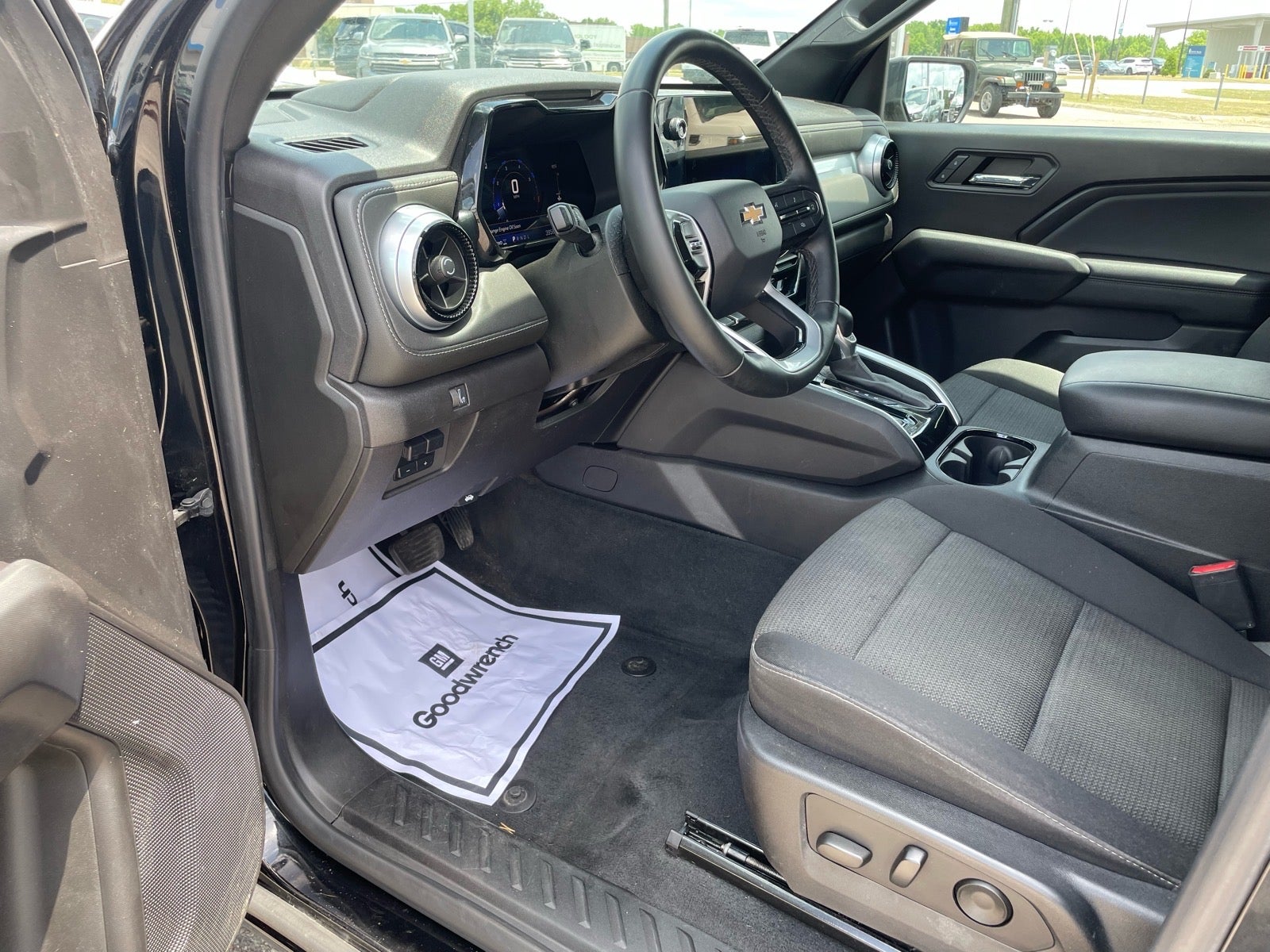 2023 Chevrolet Colorado LT