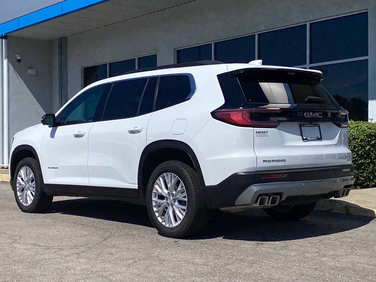 2026 GMC Acadia Elevation