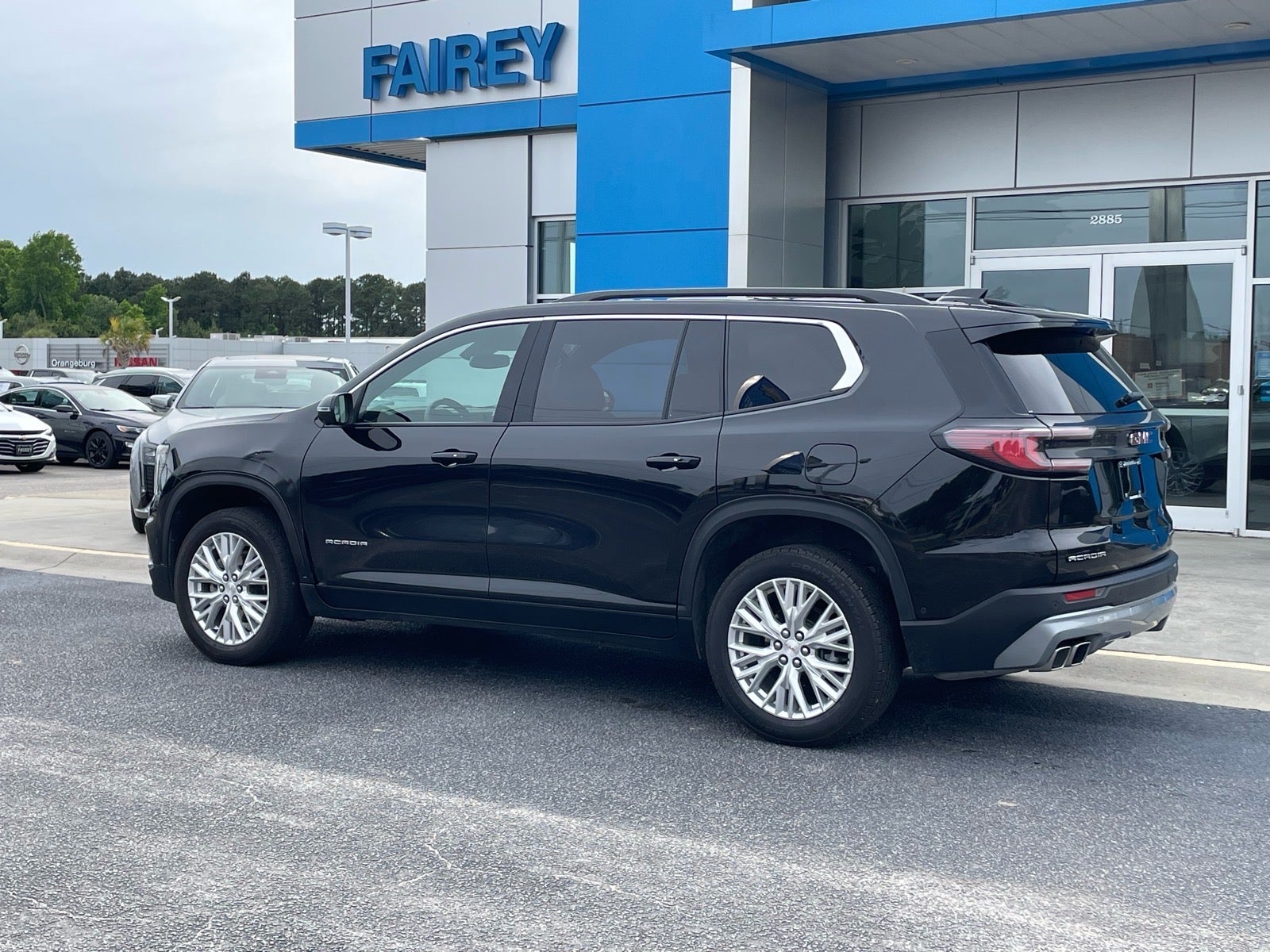 2025 GMC Acadia Elevation
