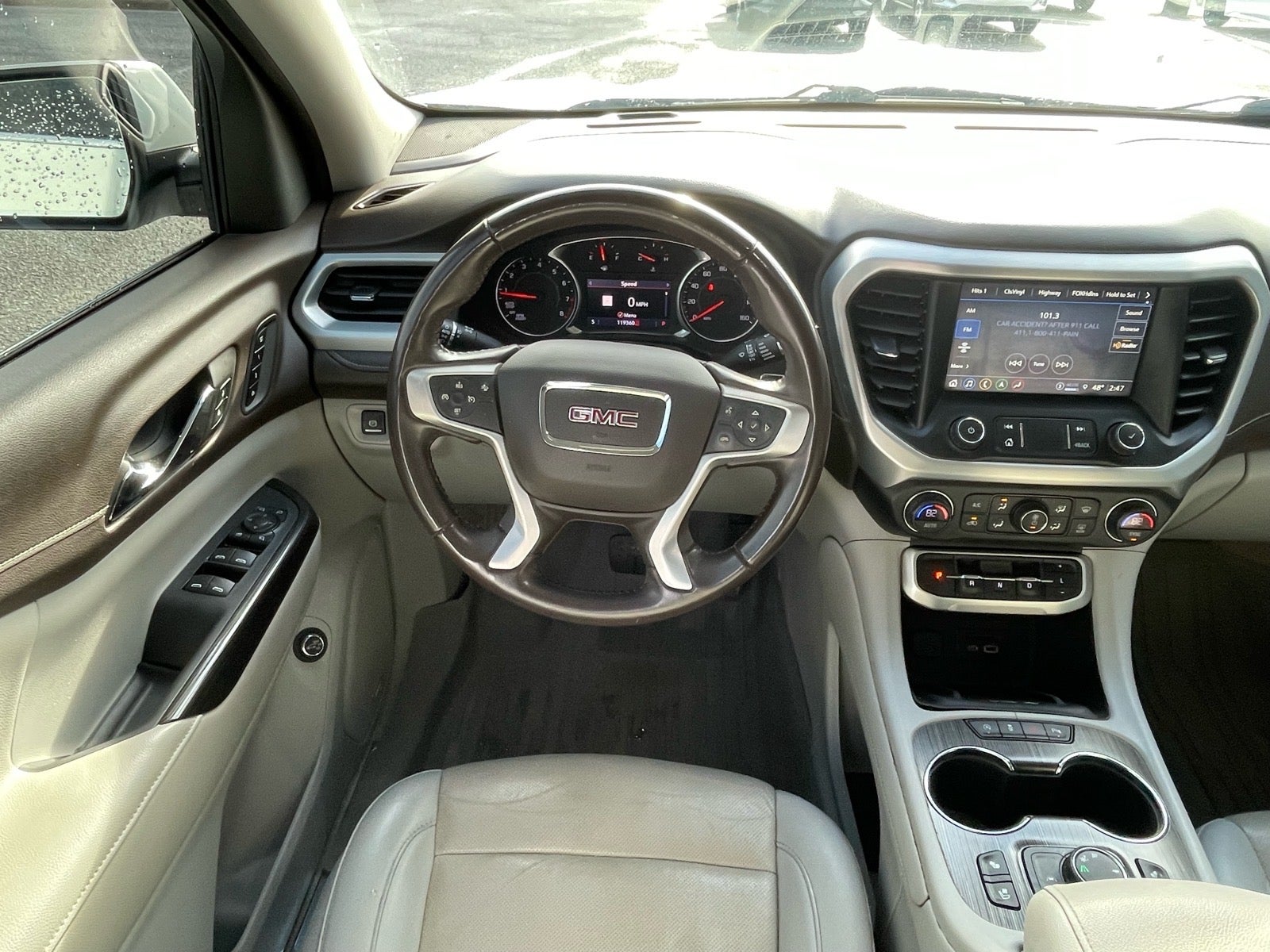 2021 GMC Acadia SLT