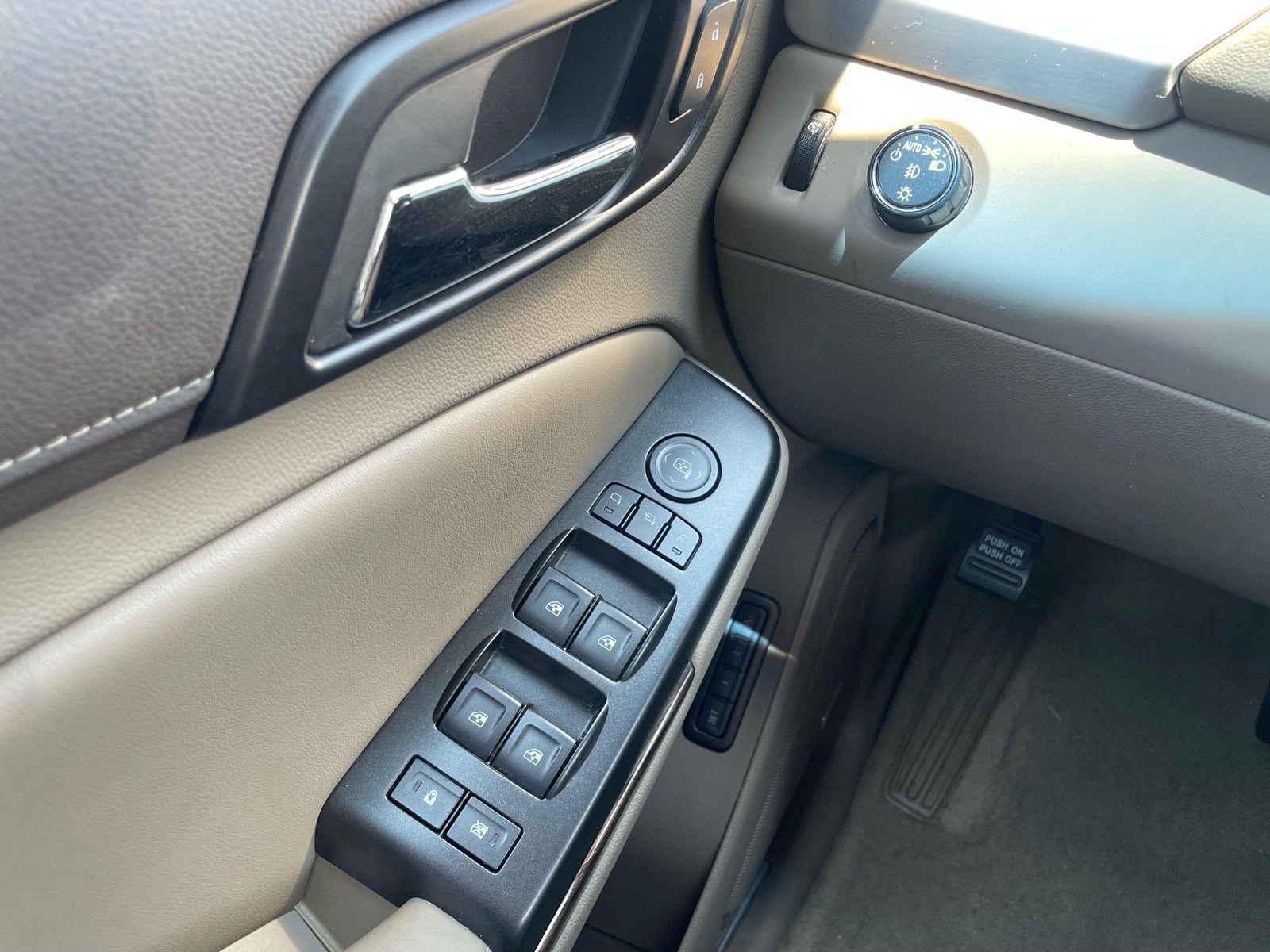 2016 GMC Yukon XL SLT