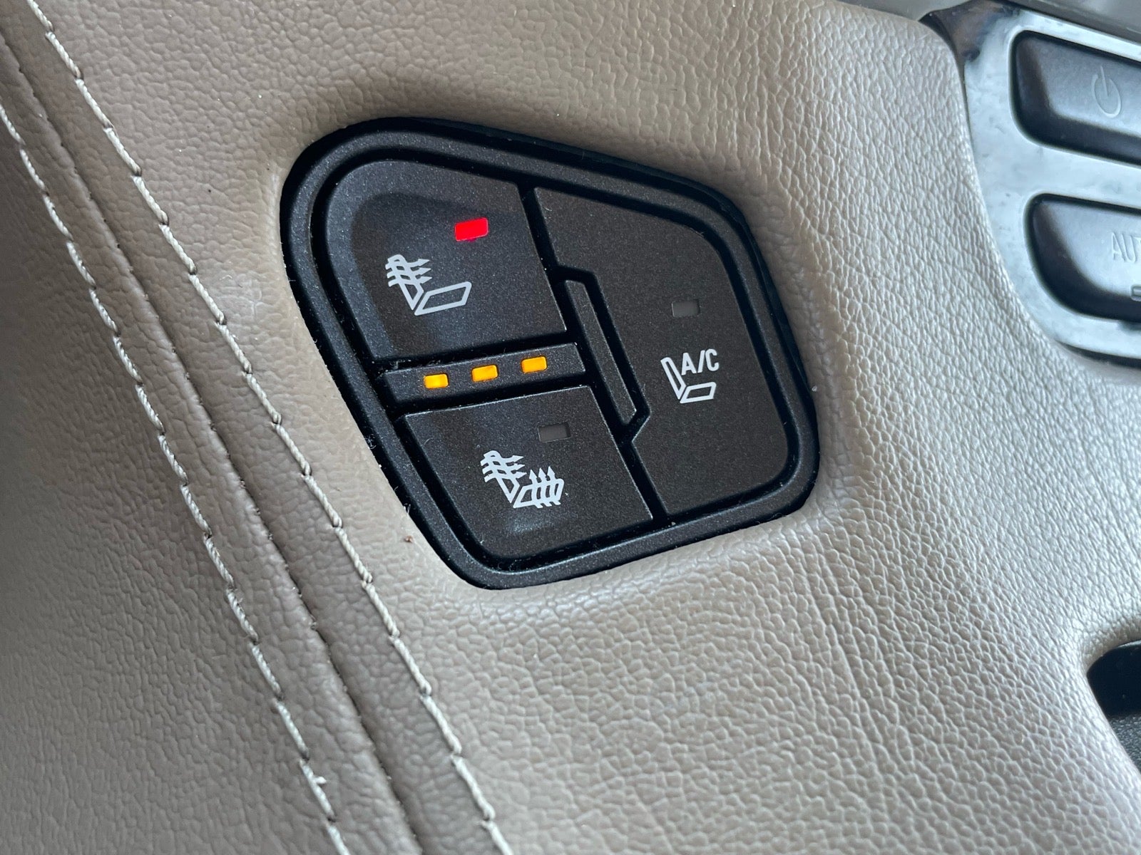 2016 GMC Yukon XL SLT