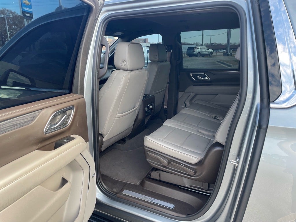 2023 GMC Yukon XL SLT