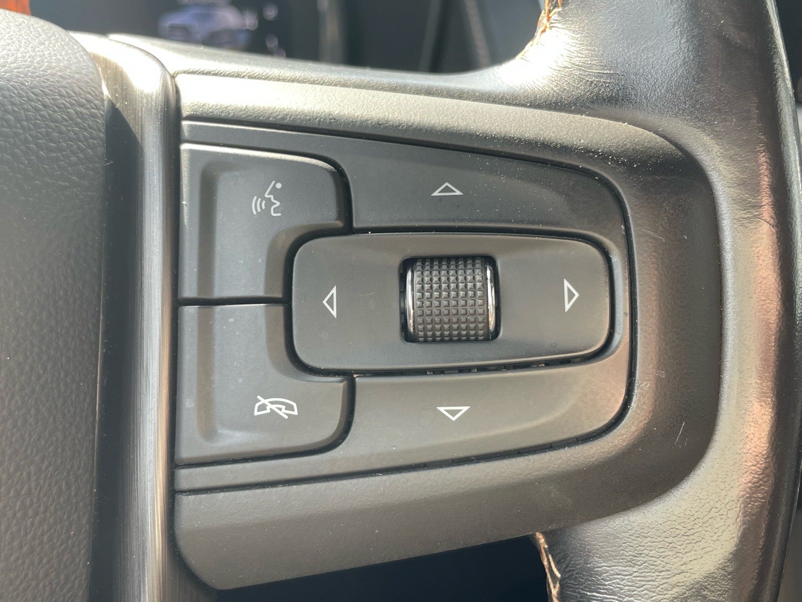 2022 GMC Yukon XL AT4