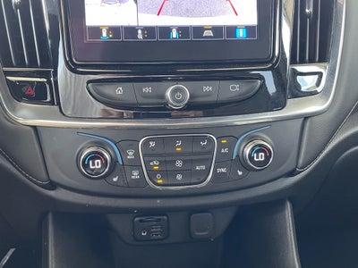 2022 Chevrolet Traverse LT Leather