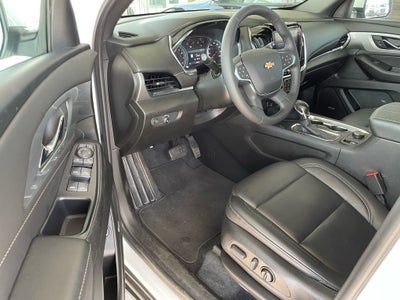2022 Chevrolet Traverse LT Leather