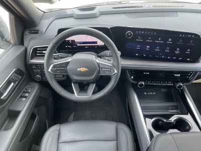 2025 Chevrolet Suburban LT