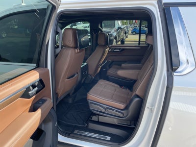 2025 Chevrolet Suburban High Country