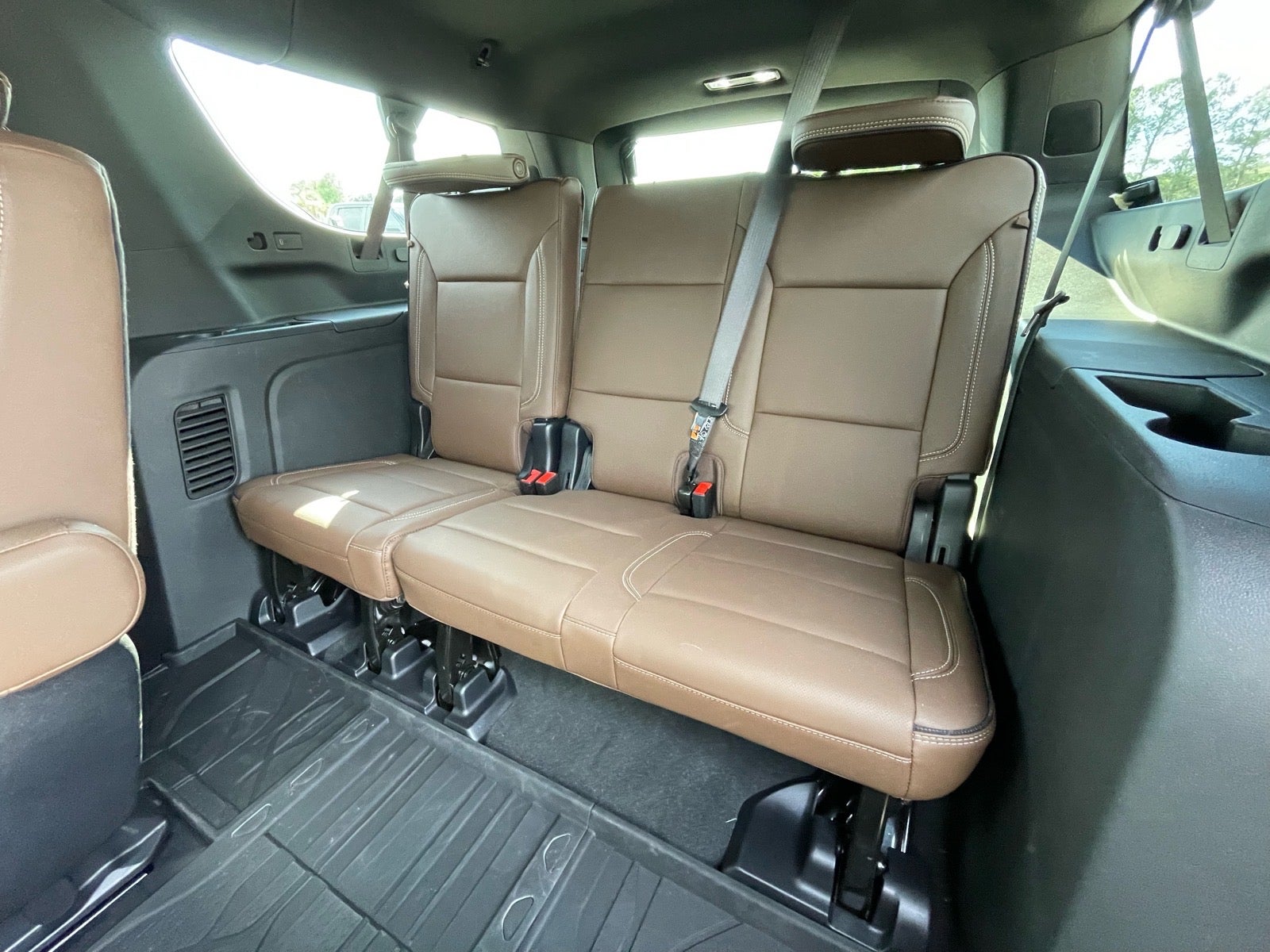 2025 Chevrolet Suburban High Country