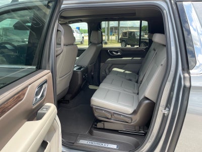 2022 Chevrolet Suburban LT