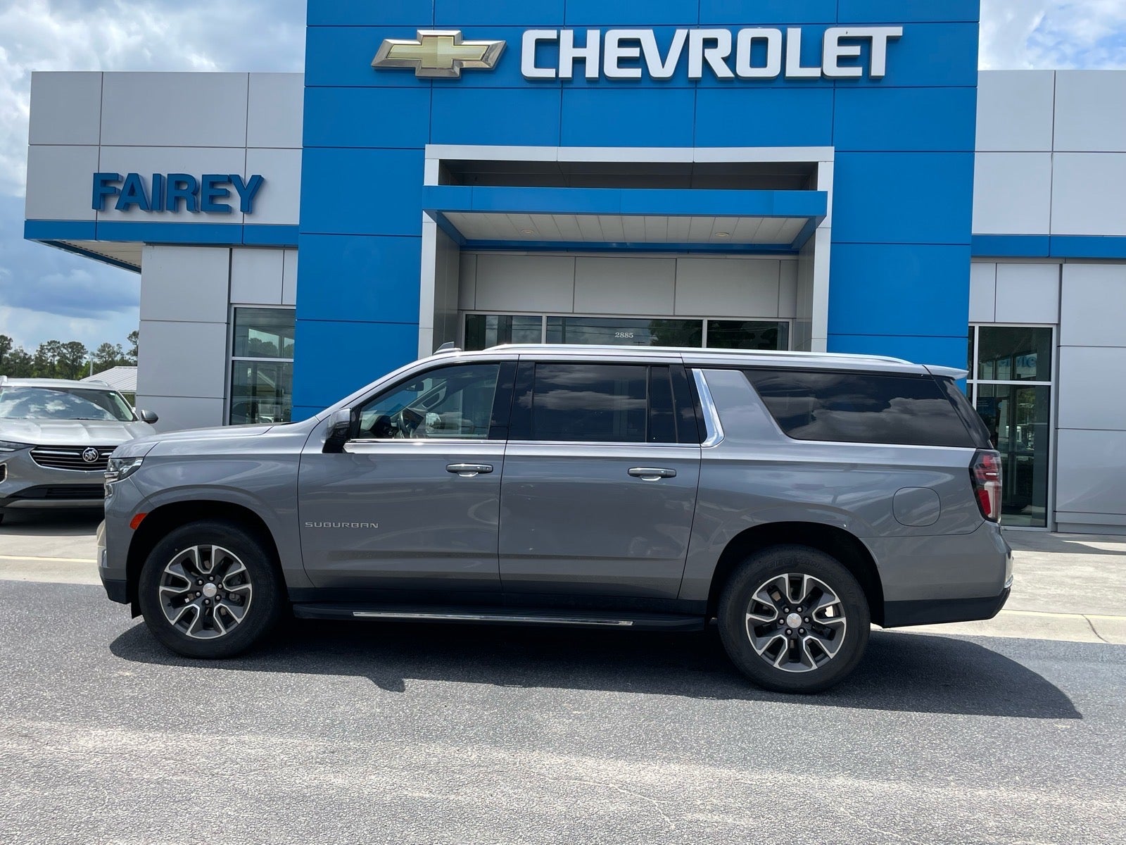2022 Chevrolet Suburban LT