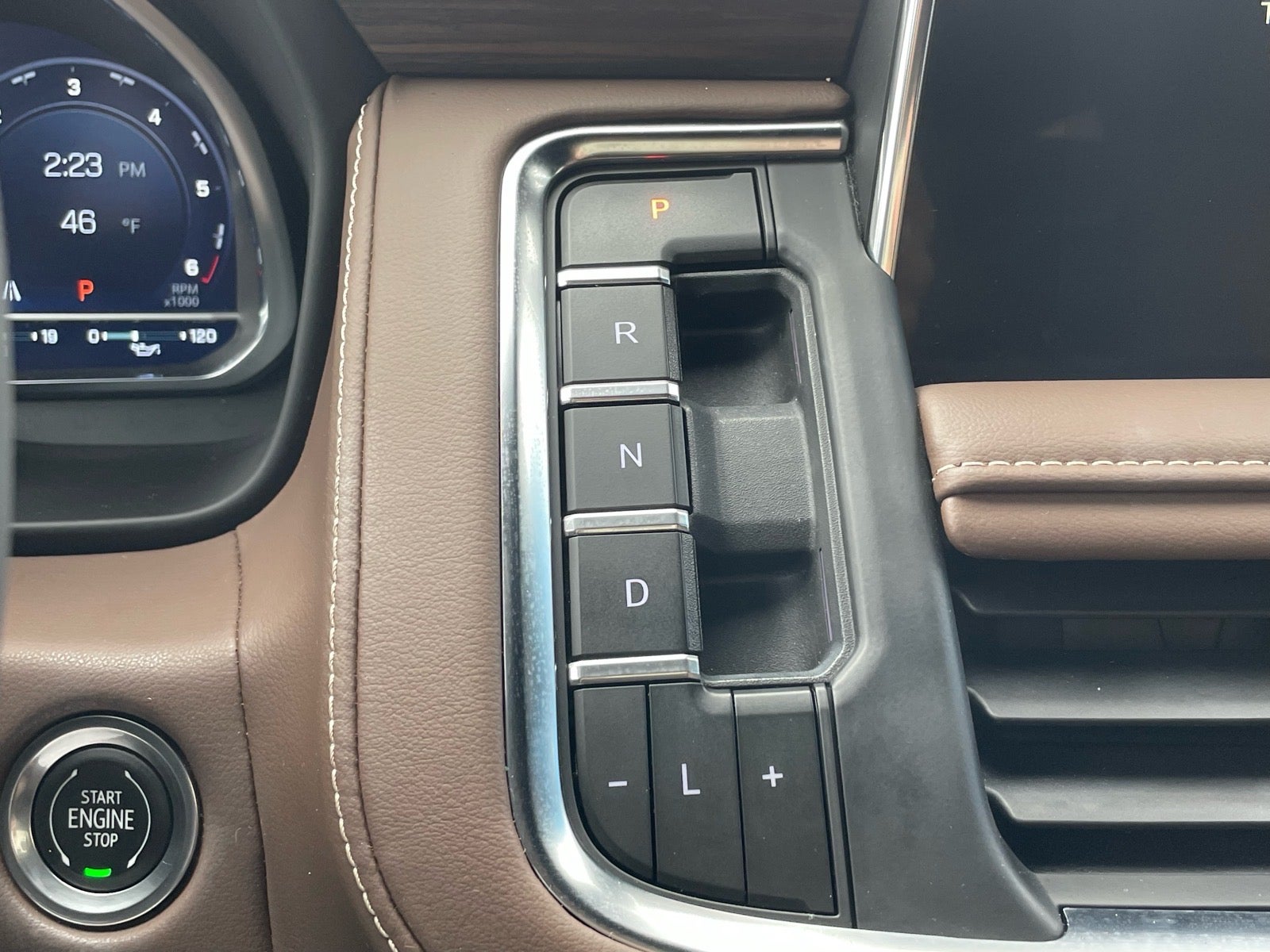 2023 Chevrolet Suburban High Country