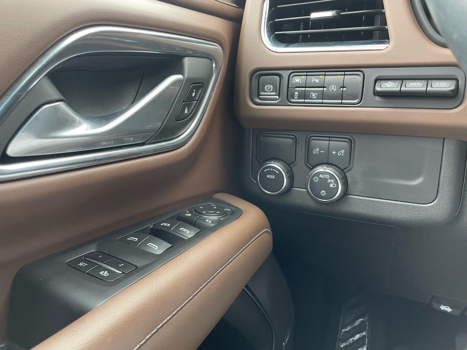 2023 Chevrolet Suburban High Country