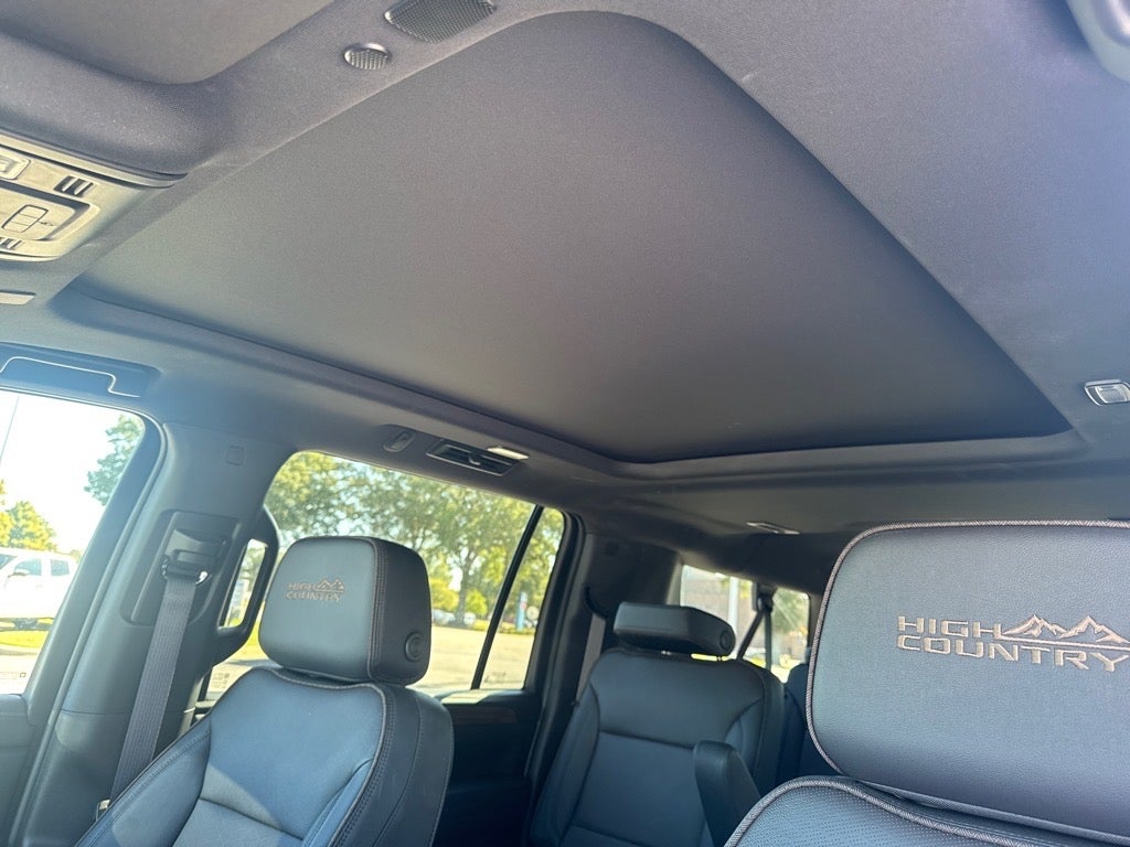 2023 Chevrolet Suburban High Country