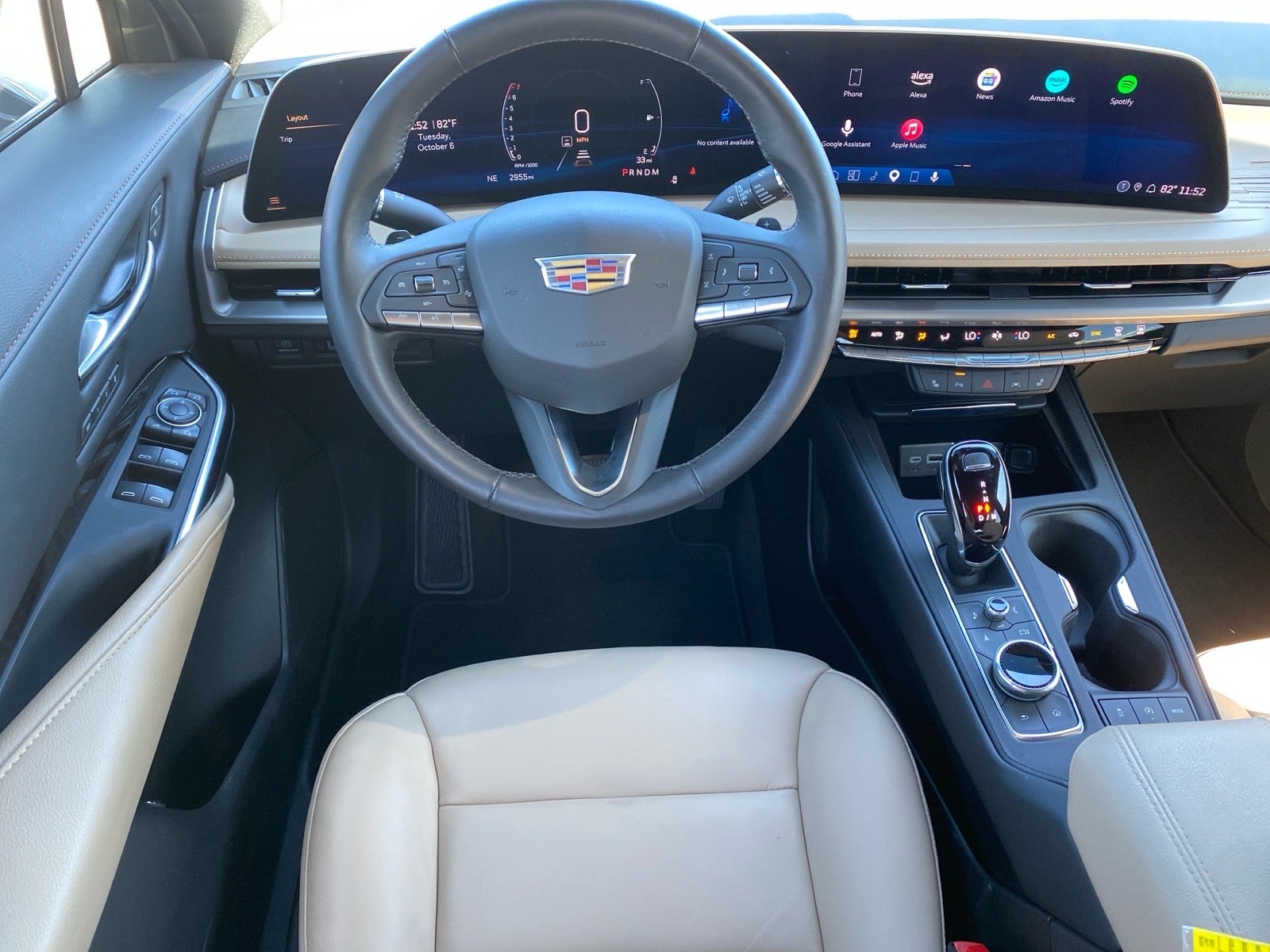 2025 Cadillac XT4 Premium Luxury
