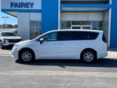 2023 Chrysler Pacifica Touring L