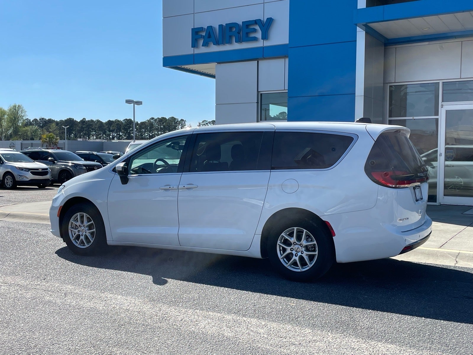 2023 Chrysler Pacifica Touring L