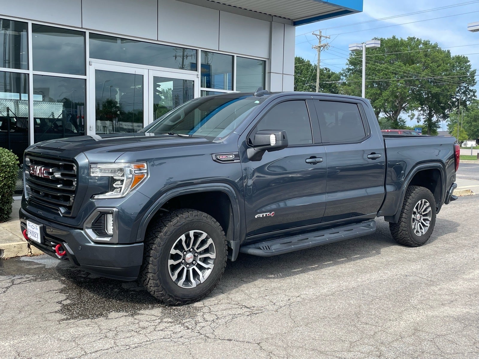 2020 GMC Sierra 4WD Crew Cab Short Box AT4's photo