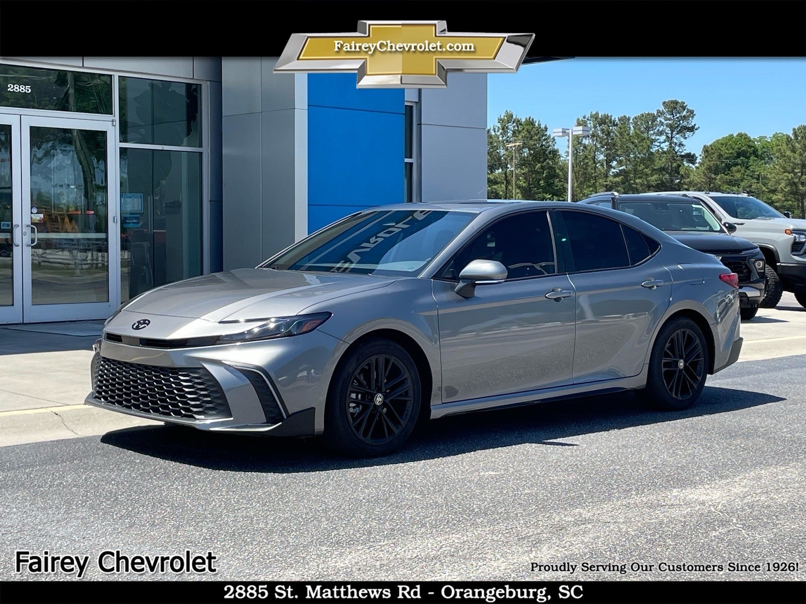 2026 Toyota Camry SE Hybrid's photo