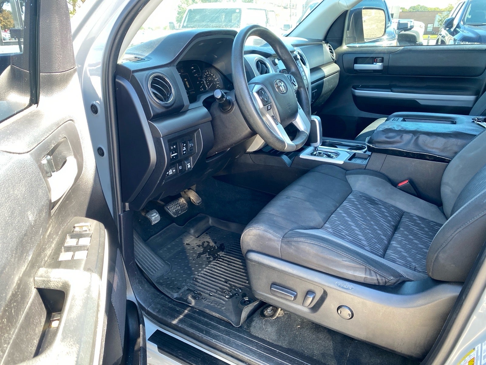 2021 Toyota Tundra 4WD SR5
